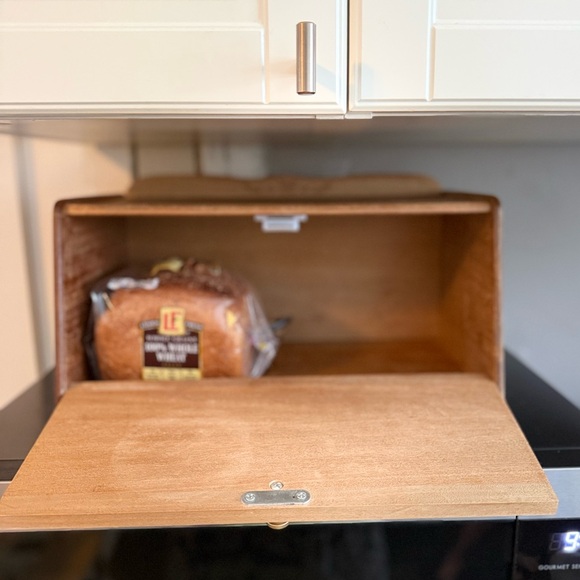 Pioneer Woman Floral Wooden Bread Box with pink and blue floral design - Picture 3 of 3